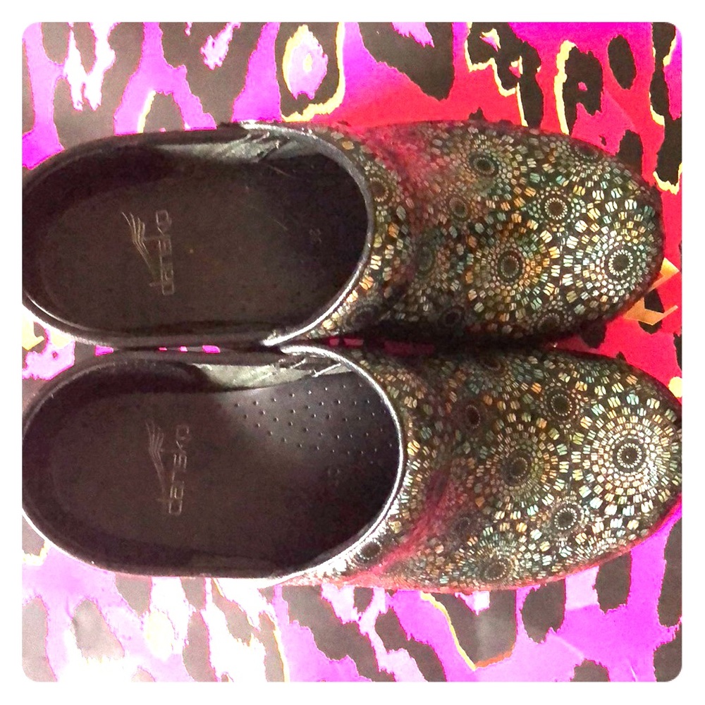 Unique Dansko Clogs